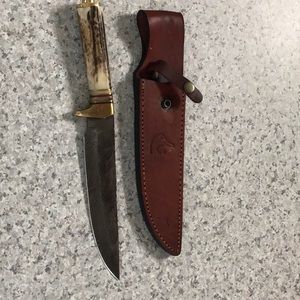 Ducks Unlimited hunting knife